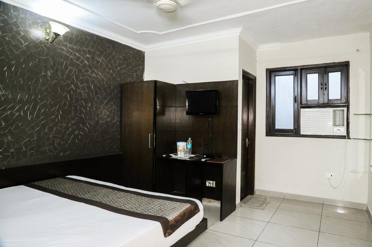 Hotel Centra Inn New Delhi Ngoại thất bức ảnh